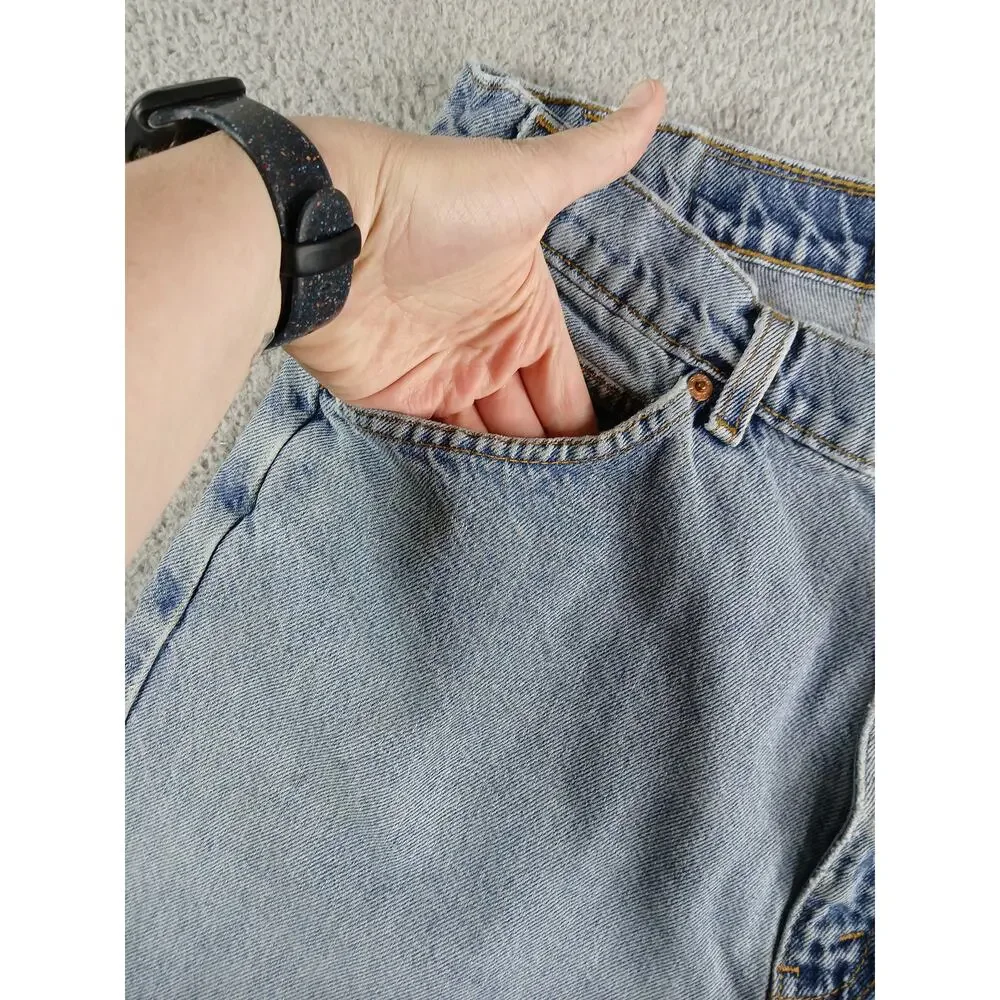Levis 505 Jeans Mens 36 x 34 Light Blue Denim Straight Leg Regular Fit Cotton